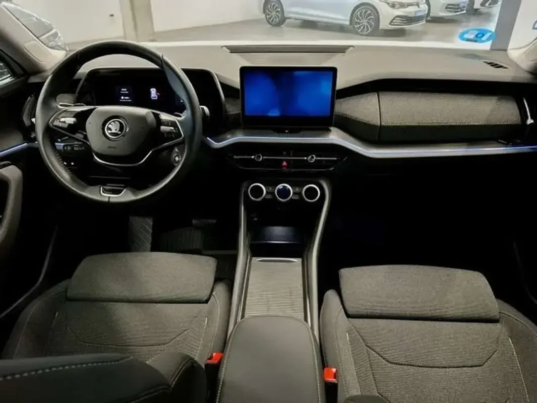 Usado Skoda Kodiaq Selection 204 CV (150 kW) 2025 Blanco SUV