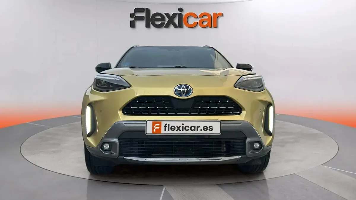 Usado Toyota Yaris Edition 116 CV (85 kW) 2022 Amarillo Utilitario