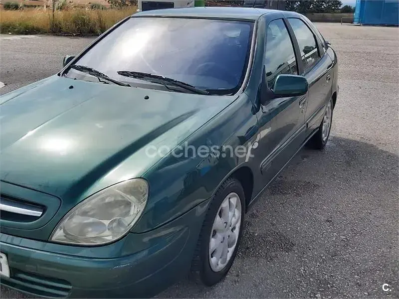 Usado Citroën Xsara 110 CV (80 kW) 2001 Verde Berlina