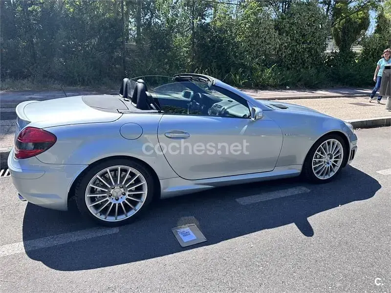 Usado Mercedes SLK55 AMG AMG 360 CV (264 kW) 2007 Gris / plata Descapotable