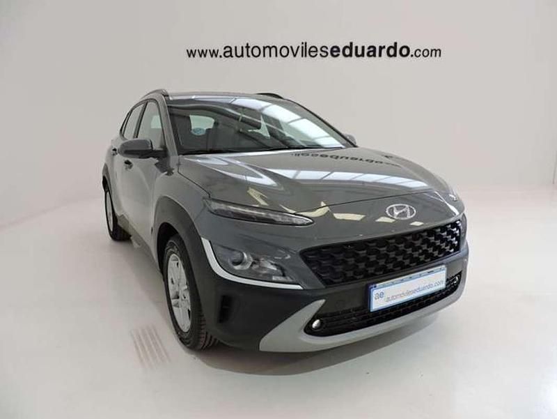 Usado Hyundai Kona 120 CV (88 kW) 2021 Gris SUV