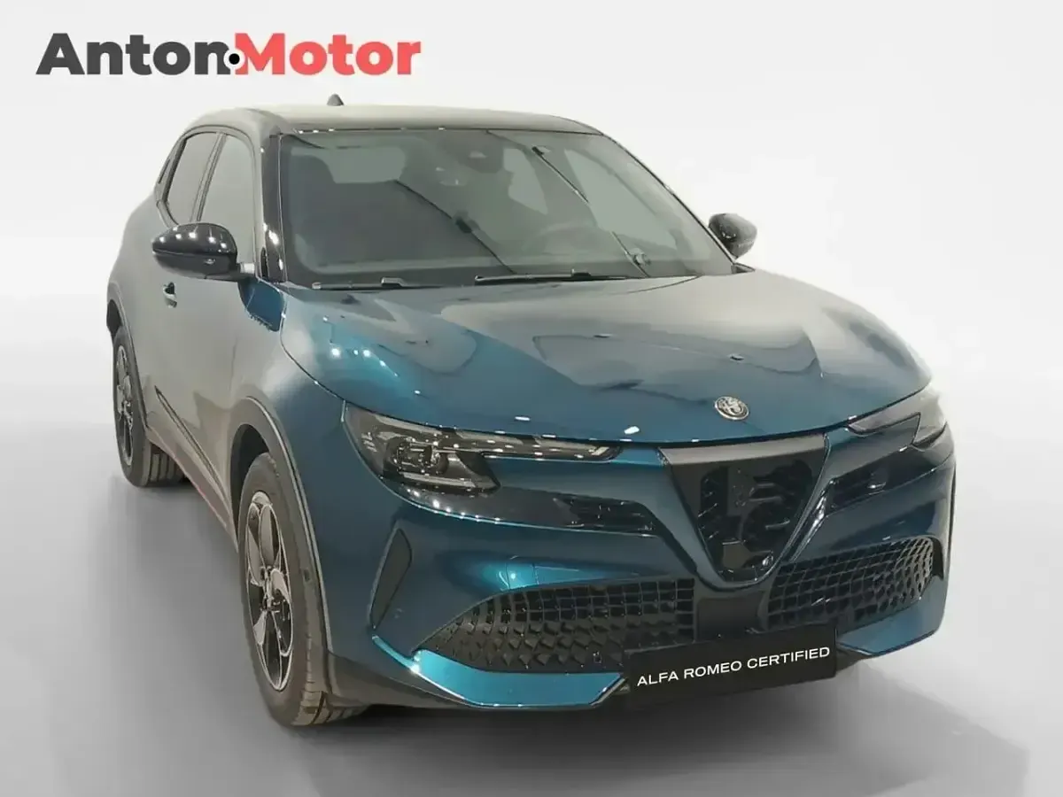 Usado Alfa Romeo Junior Edizione Speciale 114 kW (156 CV) 2024 Azul SUV