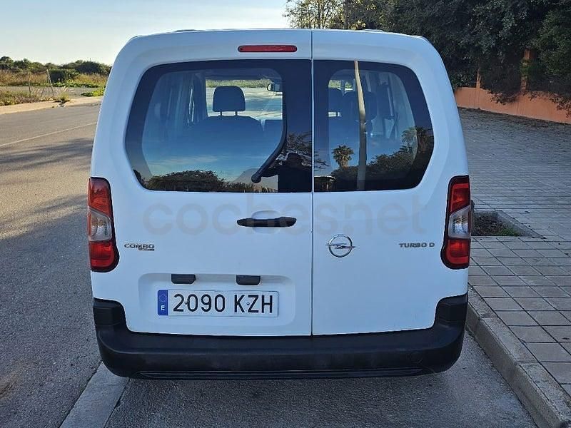 Usado Opel Combo Life Selective 75 CV (55 kW) 2019 Blanco Monovolumen