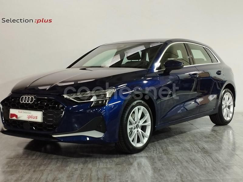 Azul Usado 2025 Audi A3 Advanced Plus Berlina | 35.900 € (Super precio) - Imagen 1/4