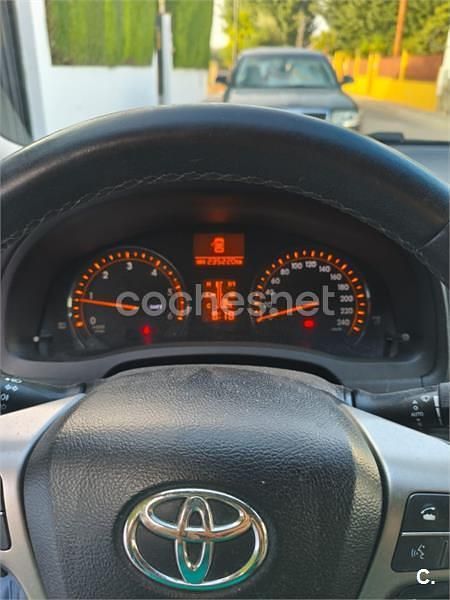 Azul Usado 2009 Toyota Avensis Executive Familiar | 6500 € (Precio justo) - Imagen 1/4