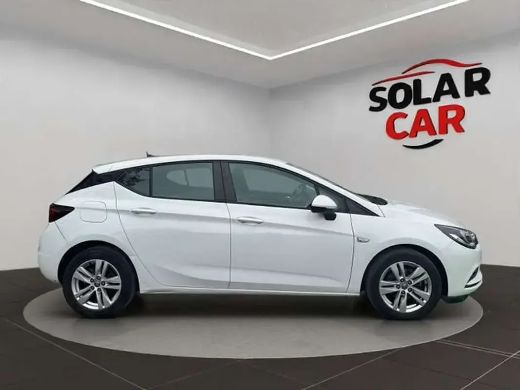Usado Opel Astra S 110 CV (80 kW) 2019 Blanco Utilitario