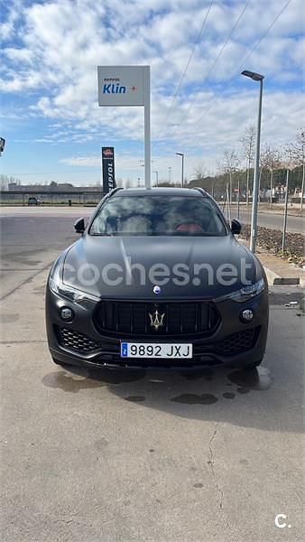 Usado Maserati Levante 430 CV (316 kW) 2018 Negro SUV