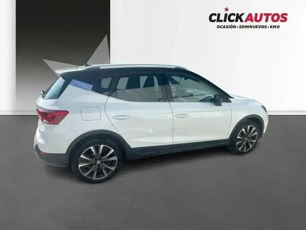 Usado Seat Arona FR 116 CV (85 kW) 2025 Blanco SUV