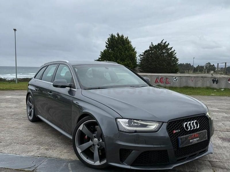 Usado Audi RS4 Advanced 450 CV (330 kW) 2013 Gris / plata Familiar