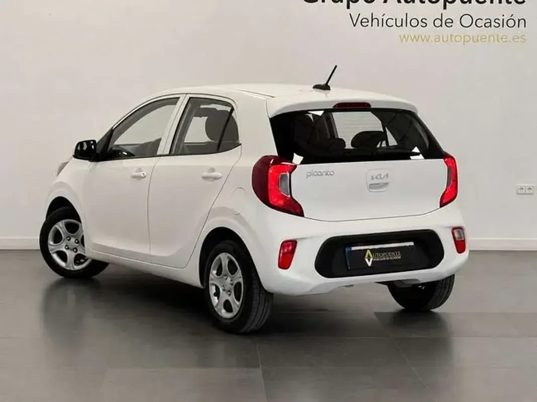 Usado Kia Picanto 61 CV (44 kW) 2021 Blanco Utilitario