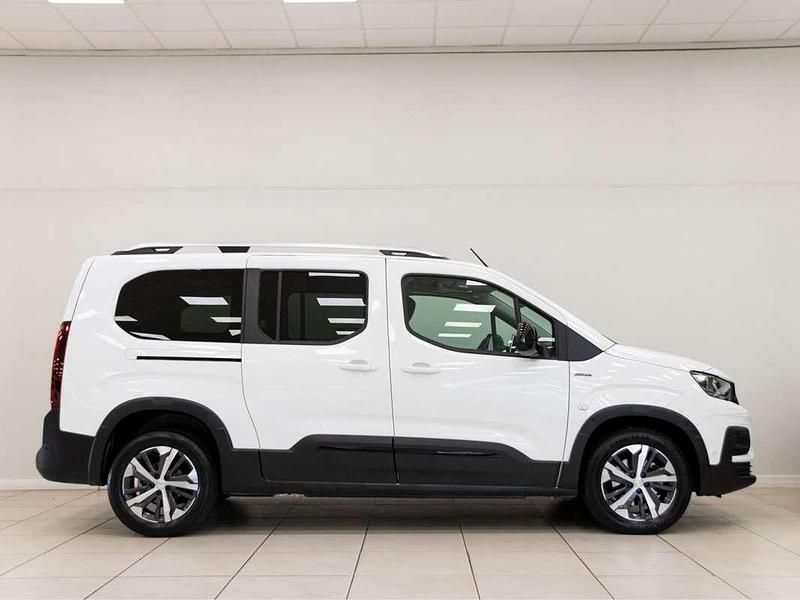 Usado Peugeot Rifter GT 131 CV (96 kW) 2020 Blanco Monovolumen