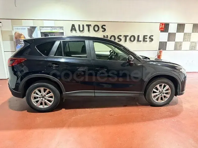 Usado Mazda CX-5 Luxury 150 CV (110 kW) 2015 Negro SUV