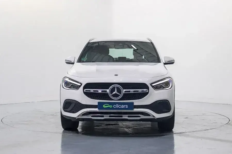 Usado Mercedes GLA200 150 HP (110 kW) 2023 Branco SUV