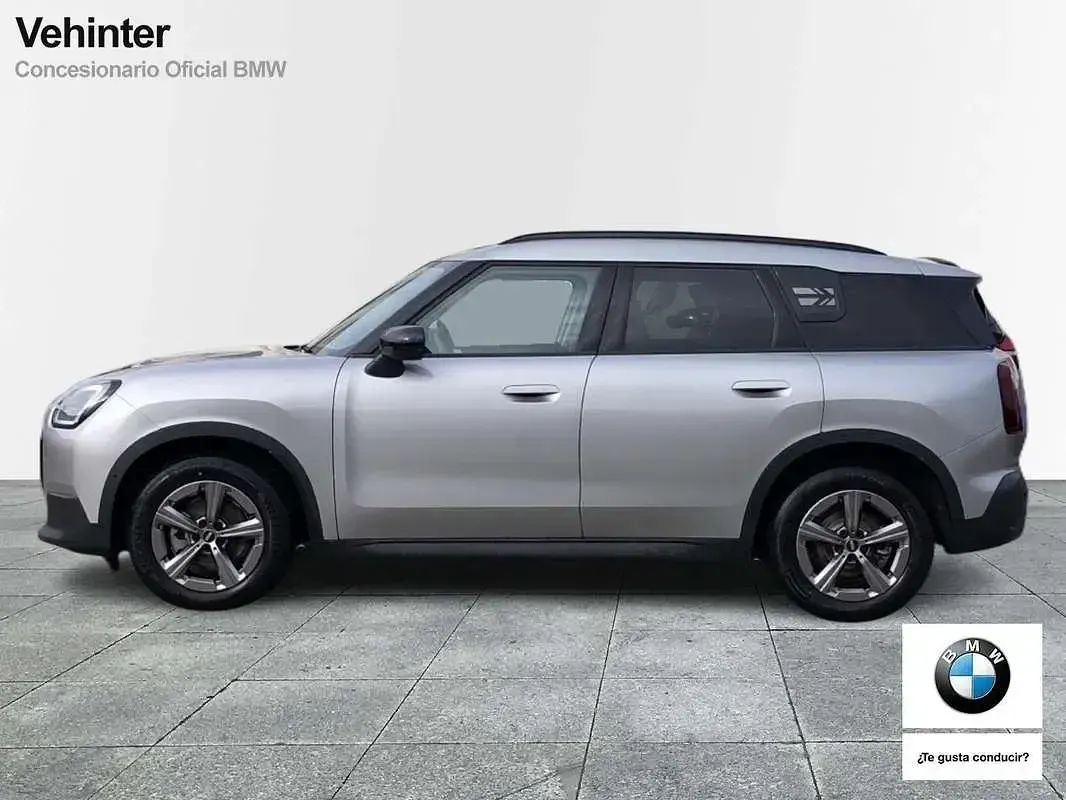 Usado Mini One D Countryman Essential 163 CV (119 kW) 2024 Plateado SUV