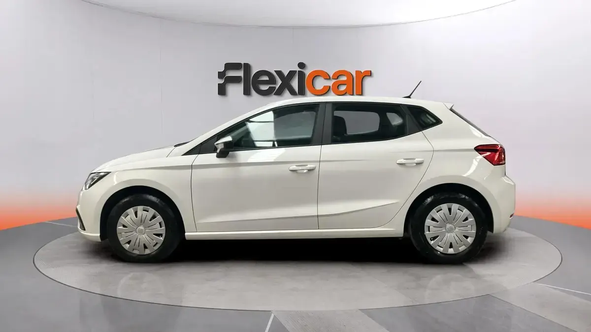 Usado Seat Ibiza Reference 80 CV (58 kW) 2023 Blanco Utilitario