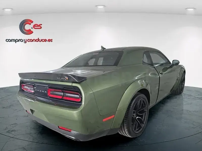 Usado Dodge Challenger 485 CV (356 kW) 2023 Verde Coupe