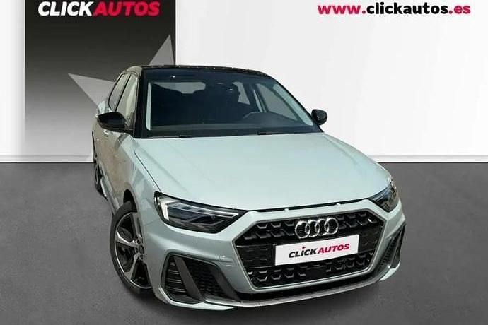 Usado Audi A1 Comfort 116 CV (85 kW) 2025 Rojo SUV