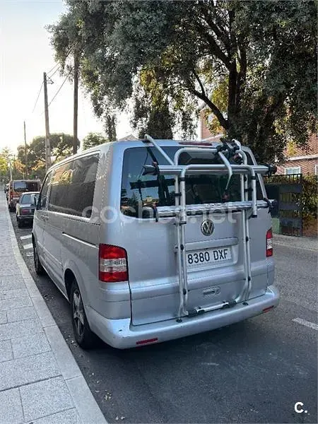 Usado VW Multivan Highline 174 CV (127 kW) 2006 Gris / plata Monovolumen