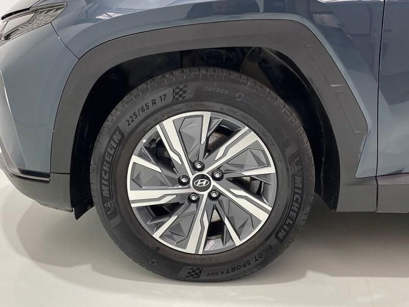 Usado Hyundai Tucson N Line 150 CV (110 kW) 2022 Gris SUV