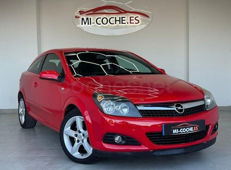 Usado Opel Astra GTC Sport 120 CV (88 kW) 2008 Rojo Berlina