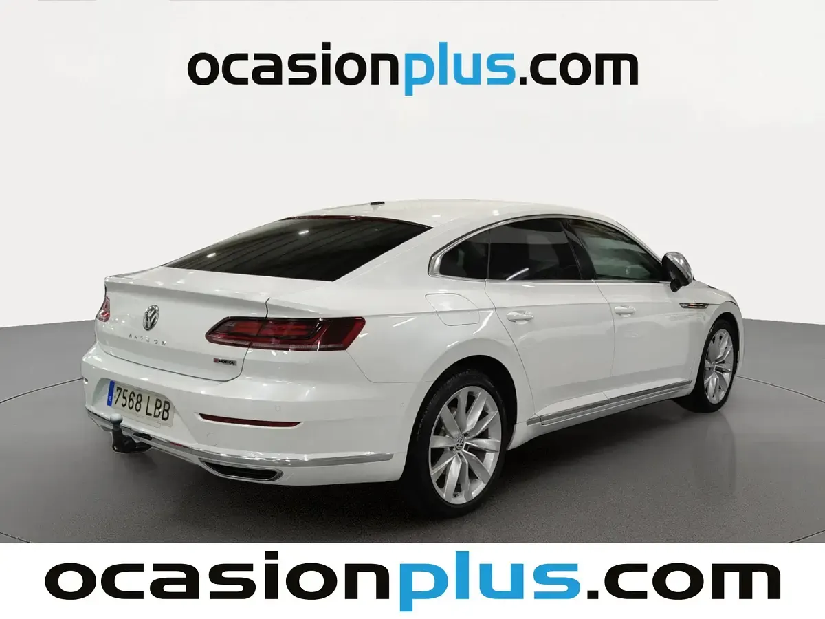 Usado VW Arteon Elegance 240 CV (176 kW) 2019 Blanco Utilitario