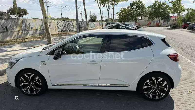 Usado Renault Clio V Intens 140 CV (102 kW) 2020 Blanco Berlina
