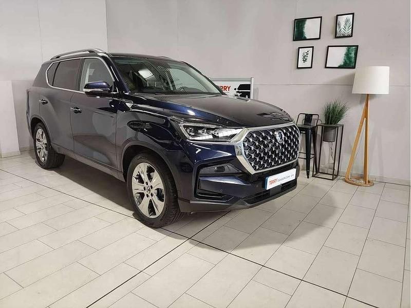 Azul Usado 2023 Ssangyong (KGM) Rexton Limited SUV | 43.000 € - Imagen 1/4