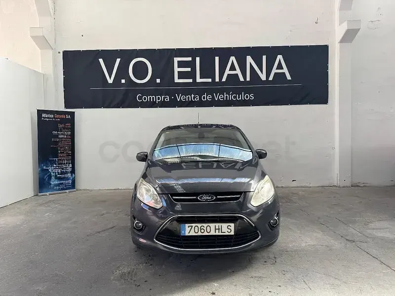 Usado Ford C-MAX Trend 115 CV (84 kW) 2012 Gris / plata Monovolumen