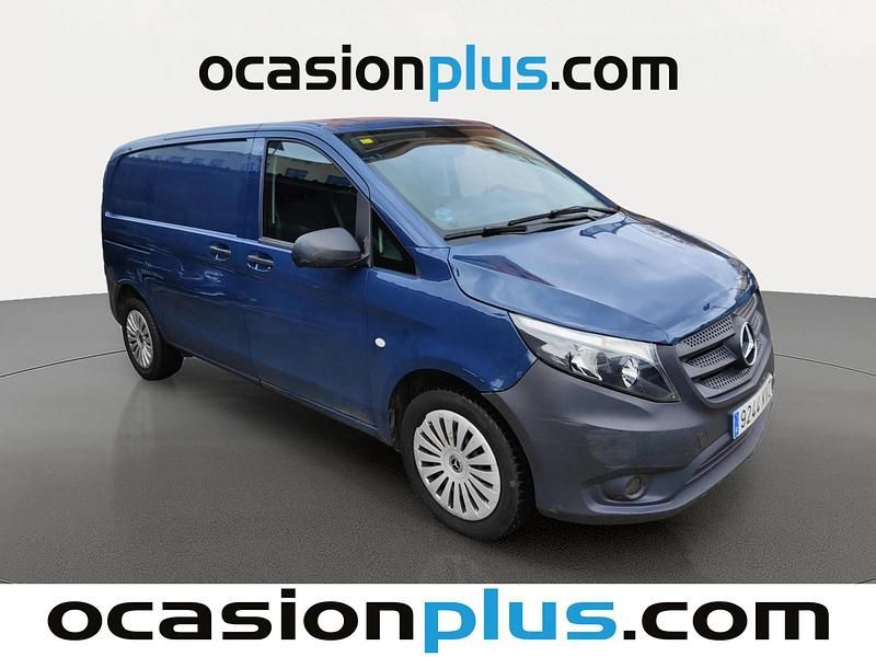 Usado Mercedes Vito 190 CV (139 kW) 2019 Azul Van