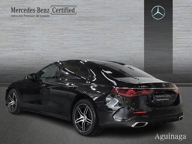 Usado Mercedes E220 197 CV (144 kW) 2025 Negro obsidiana