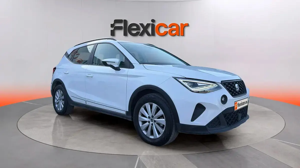 Usado Seat Arona Style 110 CV (80 kW) 2024 SUV