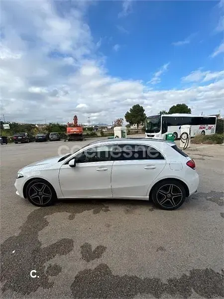 Usado Mercedes A200 156 CV (114 kW) 2018 Blanco Berlina