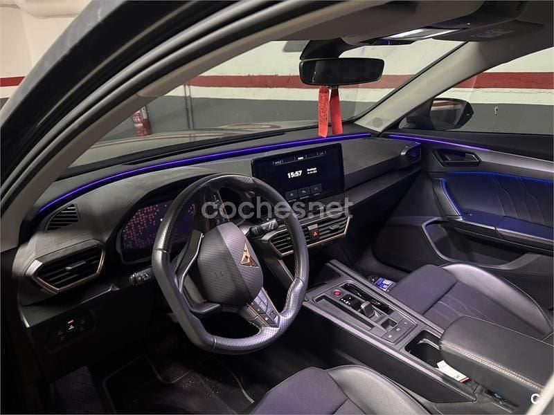 Usado Cupra Formentor 150 CV (110 kW) 2023 Gris / plata SUV