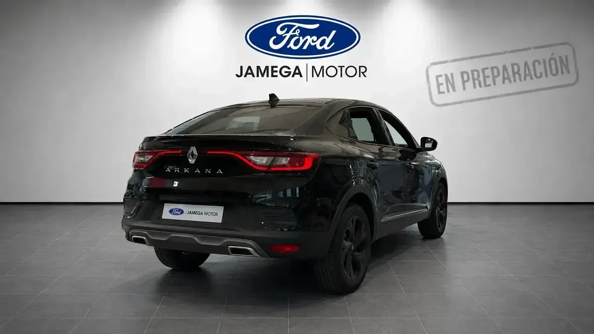Usado Renault Arkana RS Line 140 CV (102 kW) 2021 Negro SUV