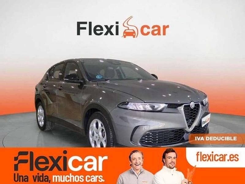 Gris Usado 2023 Alfa Romeo Tonale Super SUV | 21.390 € - Imagen 1/4