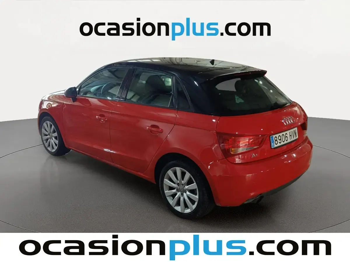 Usado Audi A1 Sportback Attraction 86 CV (63 kW) 2014 Rojo Utilitario