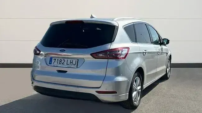 Usado Ford S-MAX Titanium 150 CV (110 kW) 2020 Gris Monovolumen