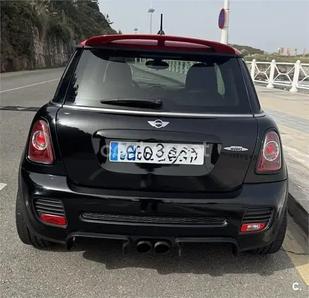 Usado Mini John Cooper Works 211 CV (155 kW) 2013 Negro Utilitario