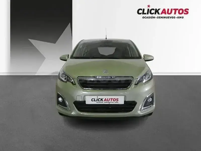 Usado Peugeot 108 Allure 72 CV (52 kW) 2021 Verde Berlina