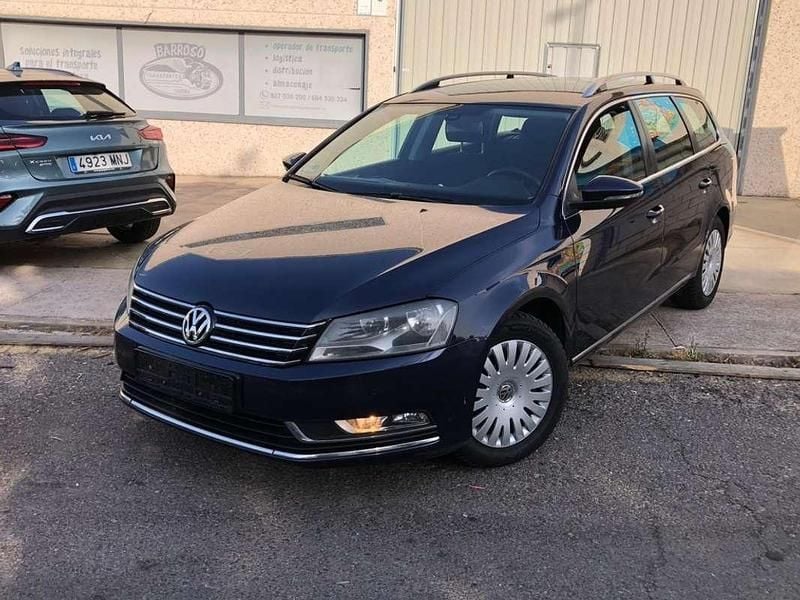 Negro Usado 2013 VW Passat Exclusive Berlina | 9500 € (Precio justo) - Imagen 1/4