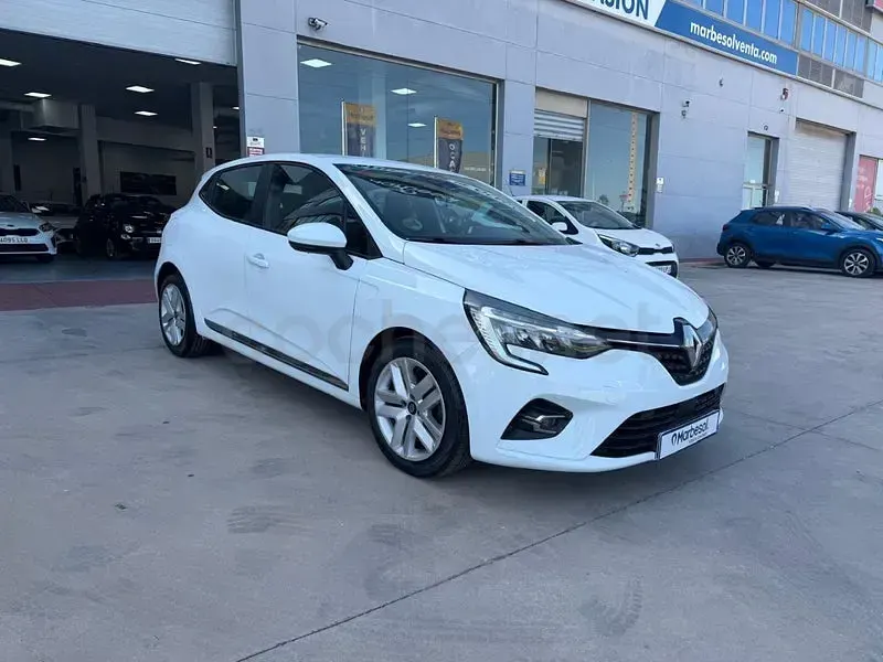 Usado Renault Clio V Intens 100 CV (73 kW) 2021 Blanco Berlina