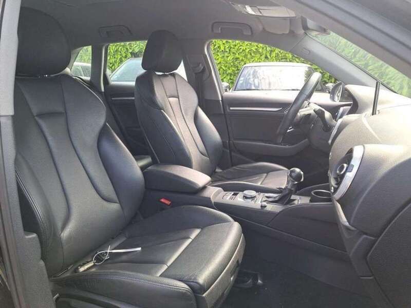 Usado Audi A3 Sportback S-line plus 150 CV (110 kW) 2019 Negro Utilitario