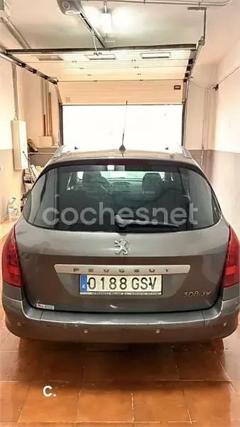 Usado Peugeot 308 SW Sport 136 CV (100 kW) 2010 Gris / plata Familiar