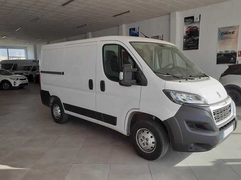 Epr blanc icy Usado 2023 Peugeot Boxer S Van | 27.935 € - Imagen 1/4