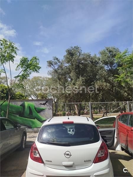 Usado Opel Corsa Essentia 75 CV (55 kW) 2010 Blanco Utilitario