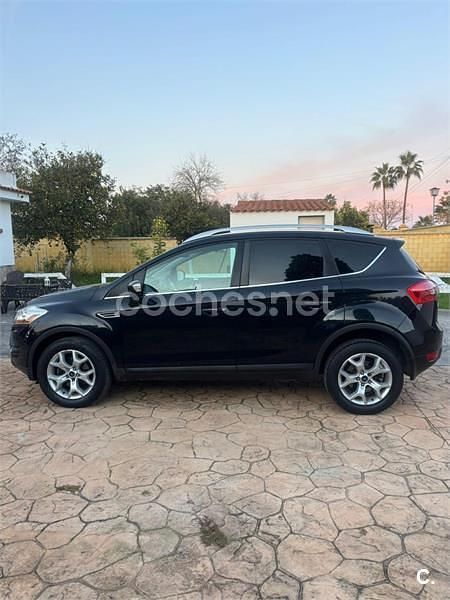 Usado Ford Kuga Titanium 136 CV (100 kW) 2009 Negro SUV