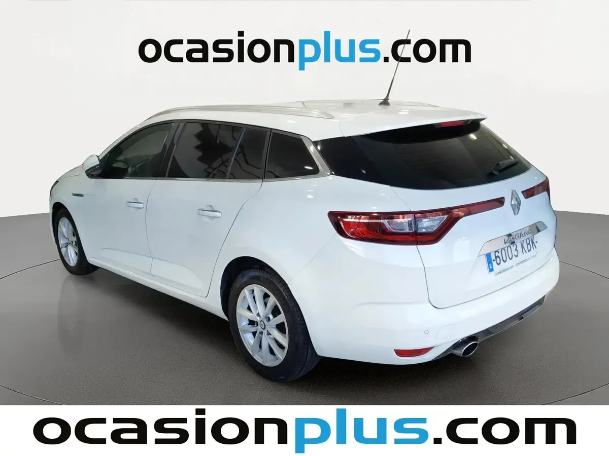Usado Renault Mégane IV Zen 130 CV (95 kW) 2017 Blanco Familiar