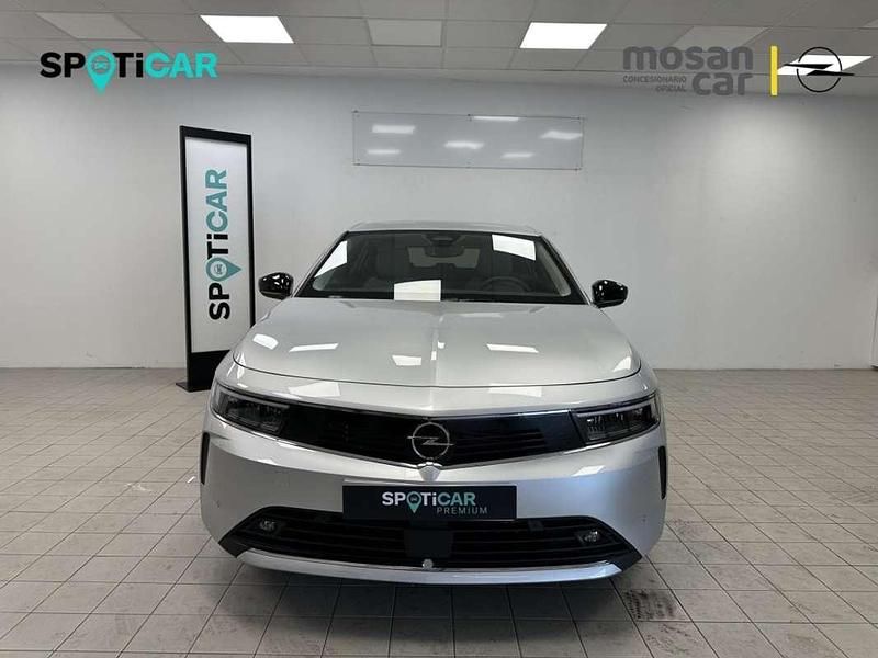 Usado Opel Astra Elegance 179 CV (131 kW) 2023 Utilitario