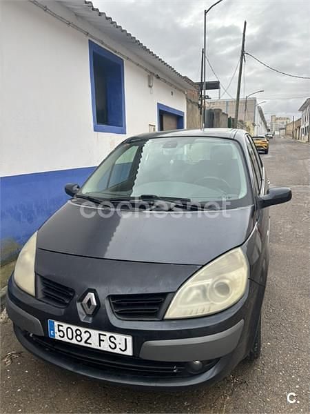 Usado Renault Scénic II Dynamique 105 CV (77 kW) 2007 Gris / plata Monovolumen