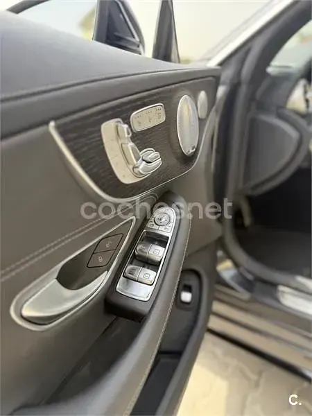 Usado Mercedes C43 AMG 390 CV (286 kW) 2021 Gris / plata Descapotable